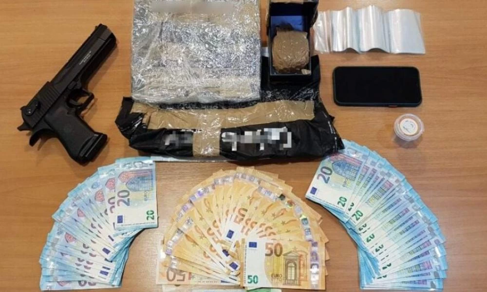 «Kullo»: Το τετράποδο λαγωνικό της ΕΛ.ΑΣ μυρίστηκε δέμα με κοκαΐνη